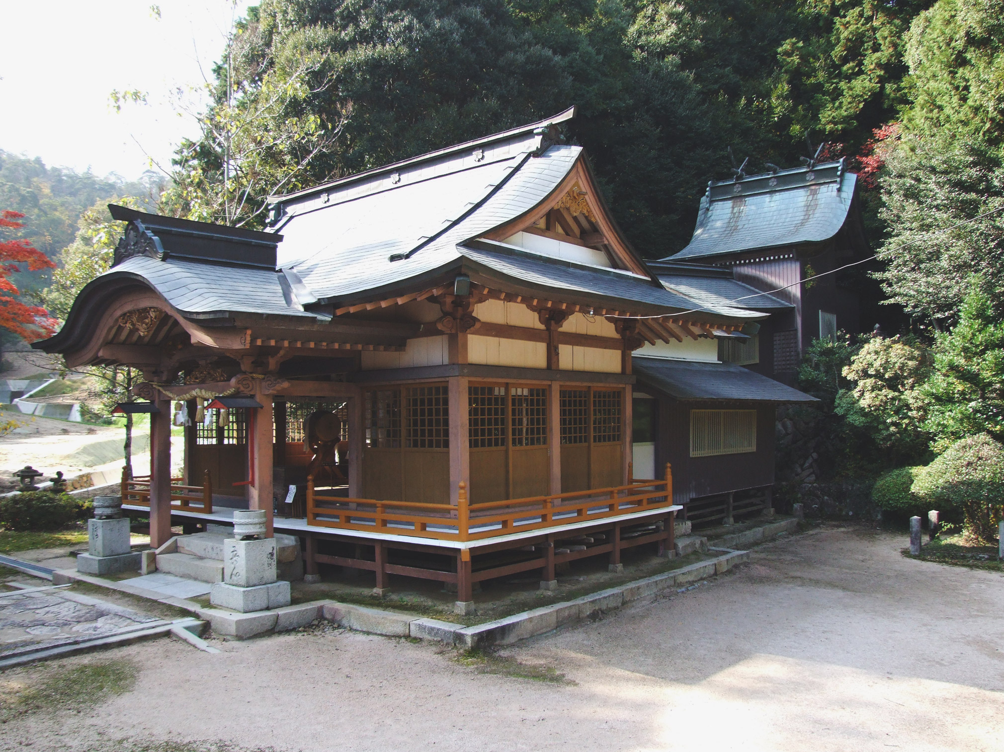 三坂神社 本殿